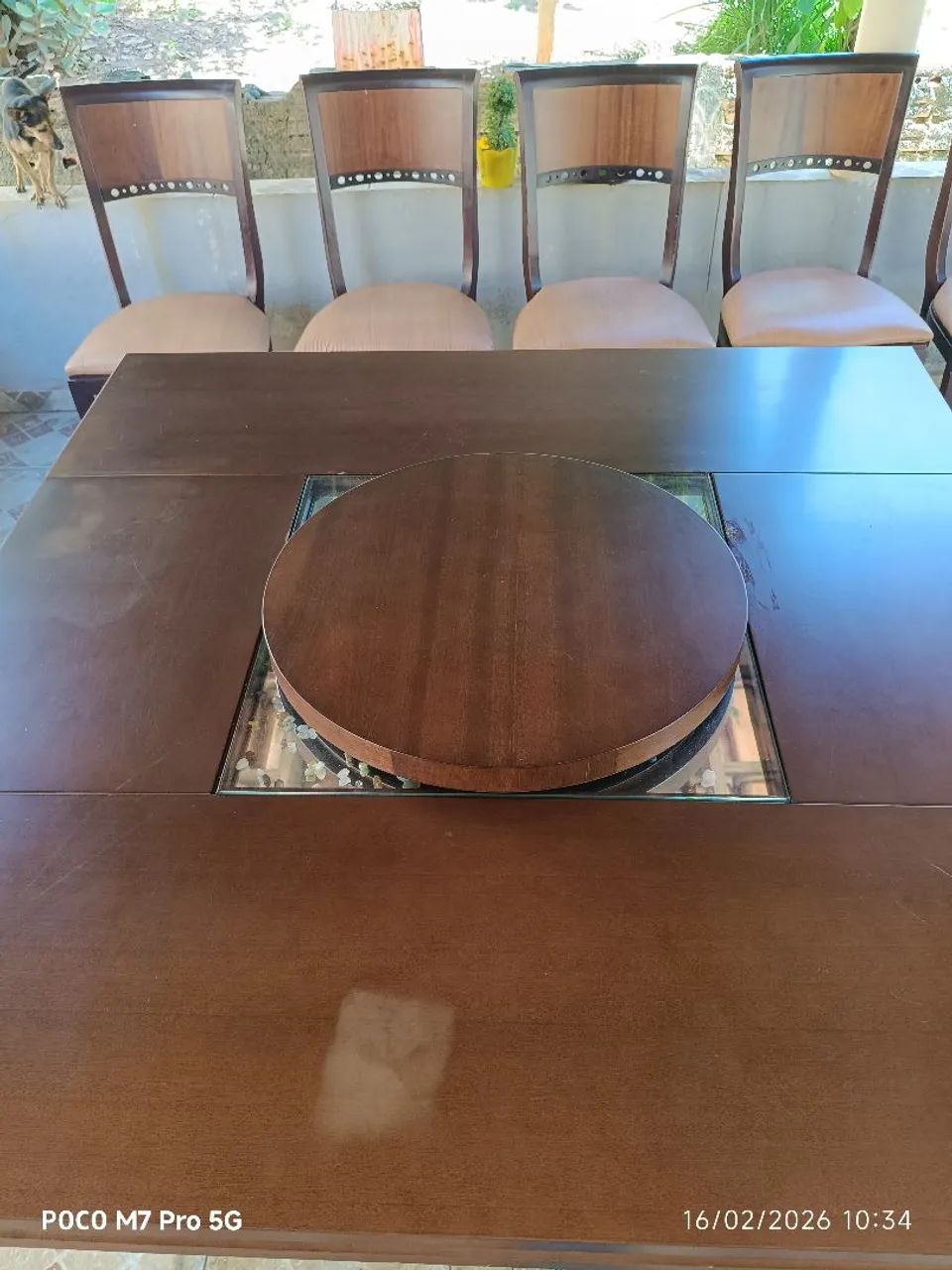 Mesa com 6 cadeiras
