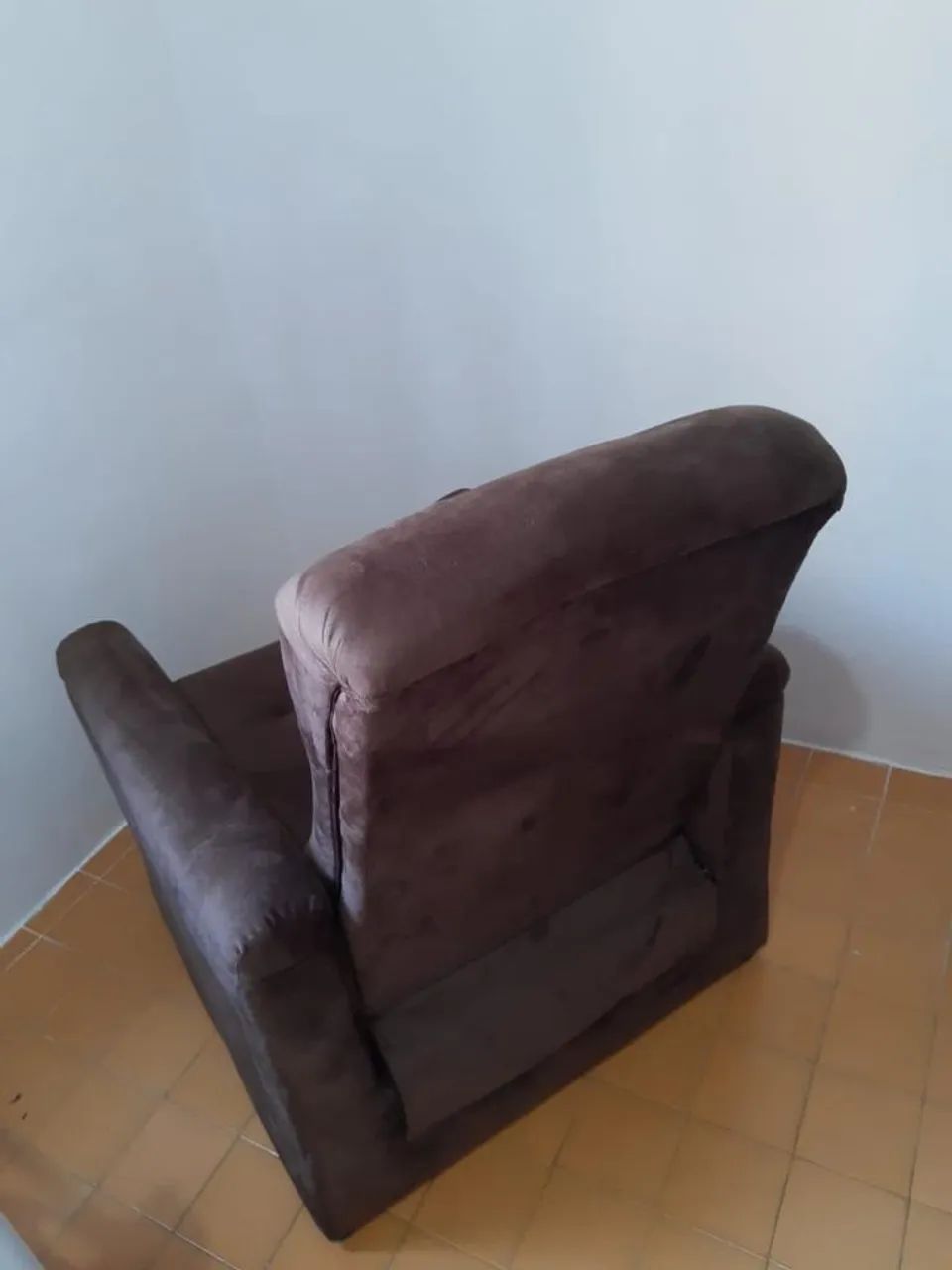 Poltrona Reclinável Aveludada  - Foto 4