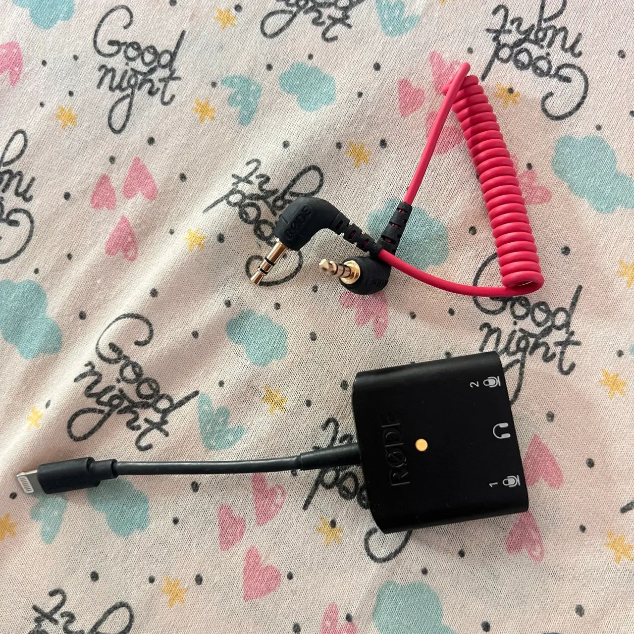 Microfone Lapela RODE, para câmera e iPhone - Foto 2