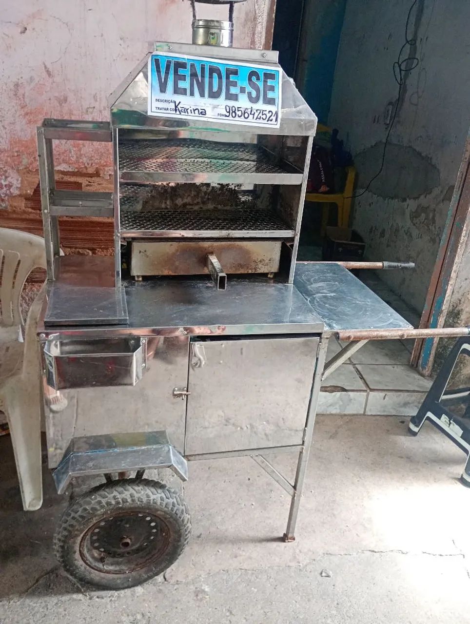 Vendo uma carroça de espetinho seminova, preço a negociar