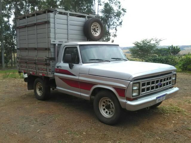 F 1000 - Foto 4
