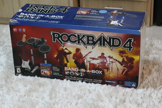 Rock Band 4 PS4 completo com bateria, guitarra e microfone - Foto 3