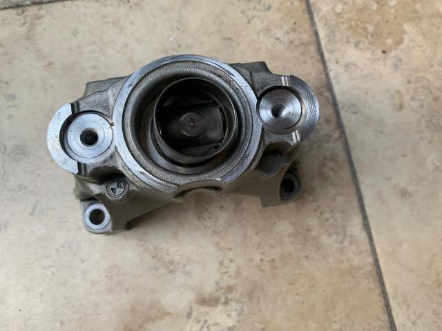 Trava do motor bmw 320 i turbo original