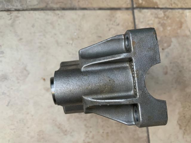 Trava do motor bmw 320 i turbo original - Foto 4