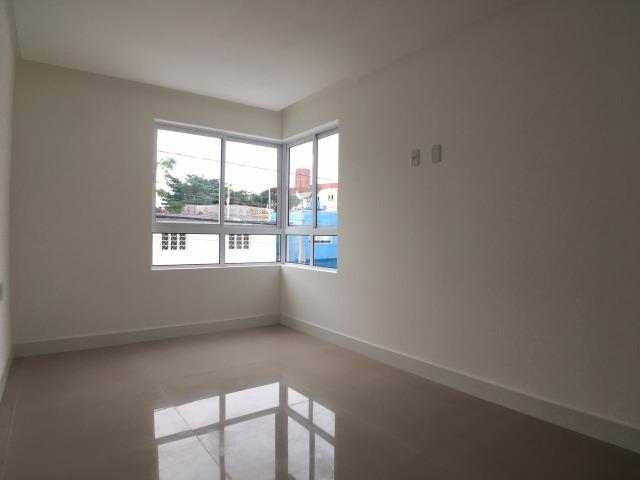 Vendo sobrado centro Balneário Camboriú com 3 suítes - Foto 7
