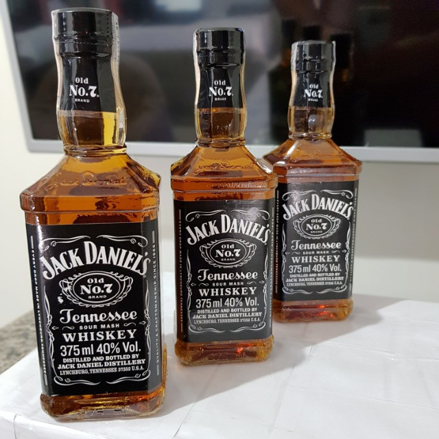 Miniatura Whisky Jack Daniels 375ml - Original e lacrado - Foto 2