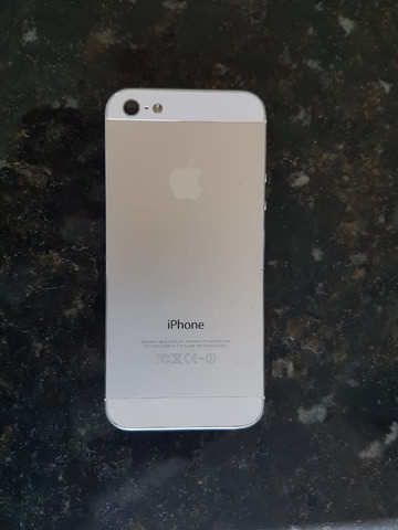 Iphone 5s com carregador duplo turbo - Foto 2