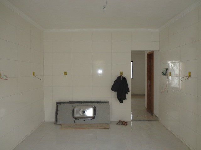 Bairro Jardim dos Alfineiros - Linda casa de 2 quartos quintal plano e murado e 2 vagas - Foto 11