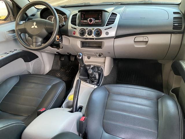 Triton Outdoor 3.2 Manual 4x4 Diesel 2017 - Foto 6
