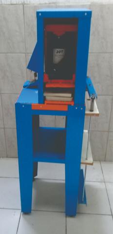 Maquina de Cortar Sandália