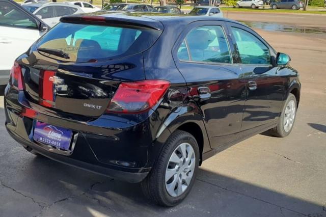 ONIX HATCH LT 1.4 8V FLEXPOWER 5P MEC. - Foto 4