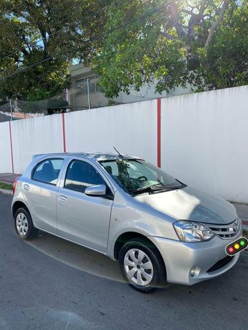 Etios 2017 automático - Foto 4