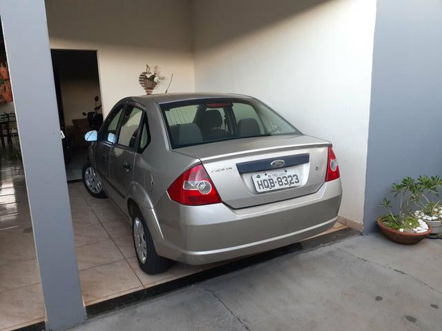 Fiesta sedan 2006 - Foto 3