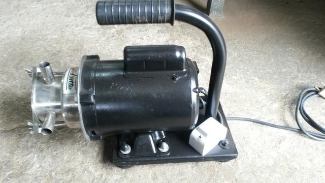 Bomba de transferência de 1/2 cv 220 volts - Foto 6