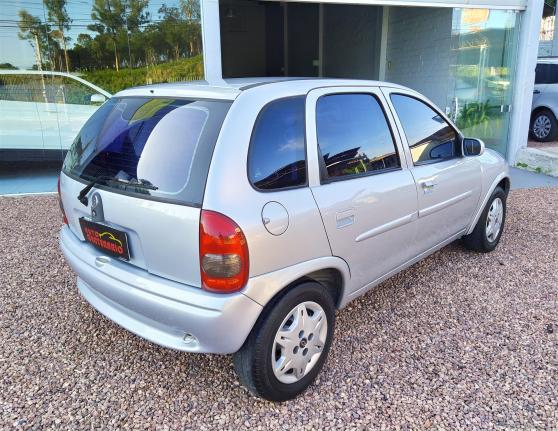 CORSA 2001/2002 1.0 MPFI MILENIUM 8V GASOLINA 4P MANUAL - Foto 2