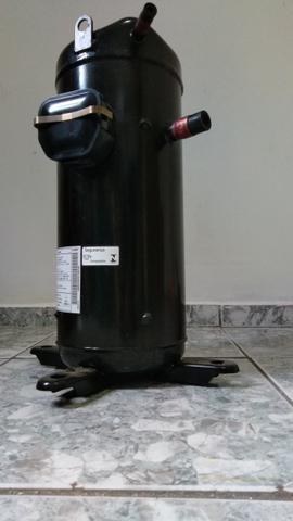 Compressor 48000 BTus Panasonic Trifásico - Foto 3
