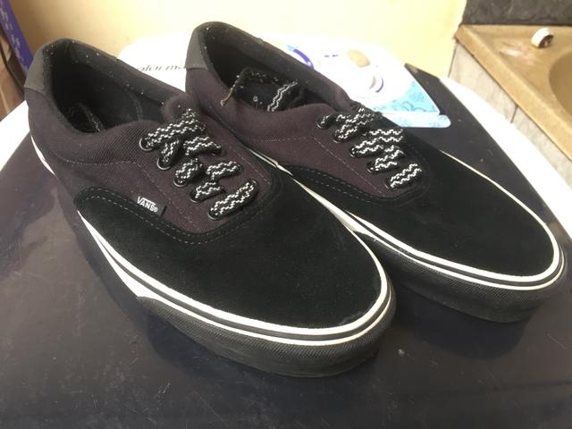 Tênis vans modelo era reflect