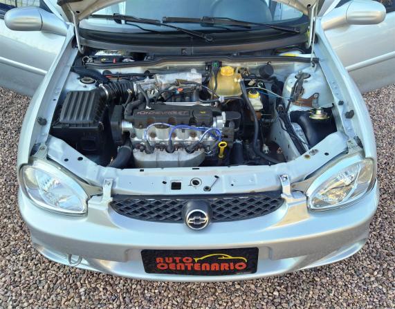 CORSA 2001/2002 1.0 MPFI MILENIUM 8V GASOLINA 4P MANUAL - Foto 6