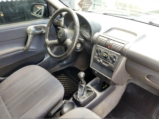 Corsa sedan Super 1.0 8v ano 1998 - Foto 13