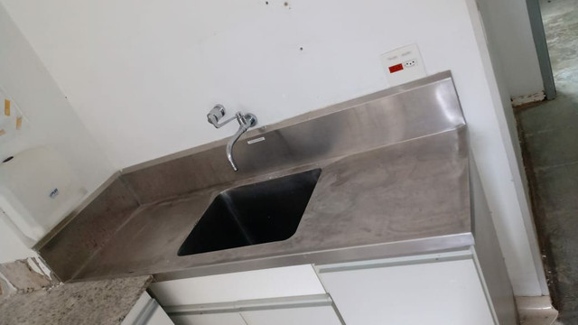 Pia inox c/ gabinete gratis - Foto 2