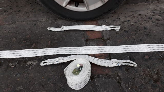 R$ 58 Cinta de fixação tipo cegonha, p/ serviços profissionais de amarração de automóveis - Foto 17