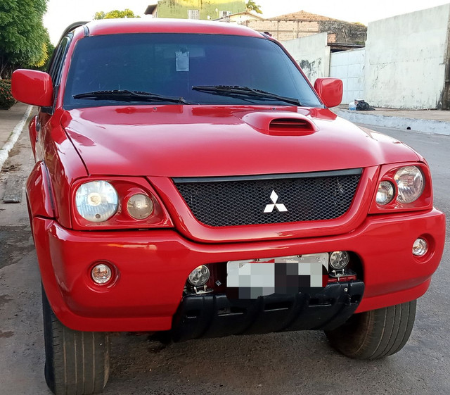 Vende se L200 Sport hpe diesel Automatica
