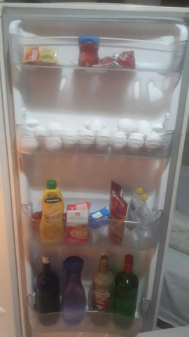 Vende-se Geladeira voltagem 110 - Foto 5