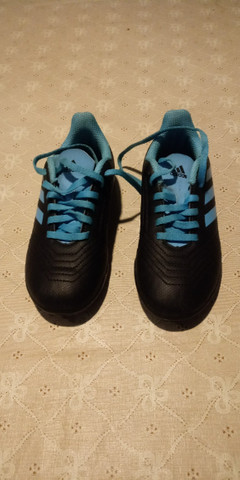Chuteira Adidas n29