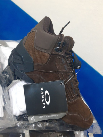 Bota Masculina Oakley SWR Original - Preta ou Marrom - Venda