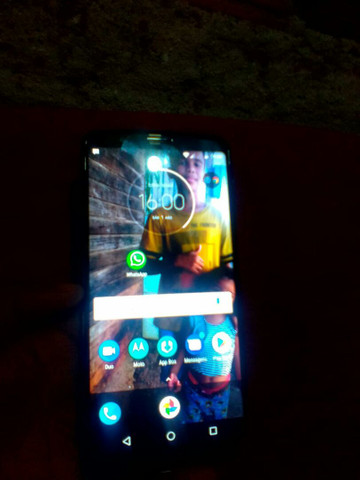 Vendo um. Celular moto G6 plus - Foto 2