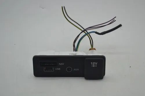 Entrada Usb Aux Tomada Land Rover Discovery Sport Original