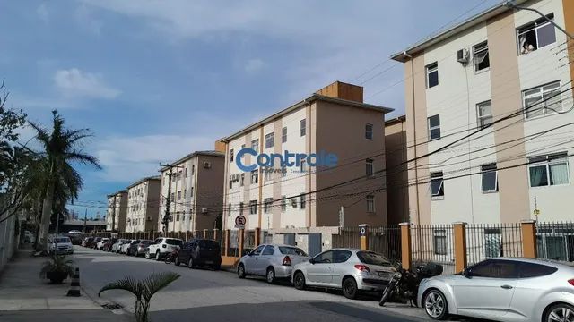 SM/Apartamento de 02 quartos em Barreiros, em frente ao shopping itaguaçu.
