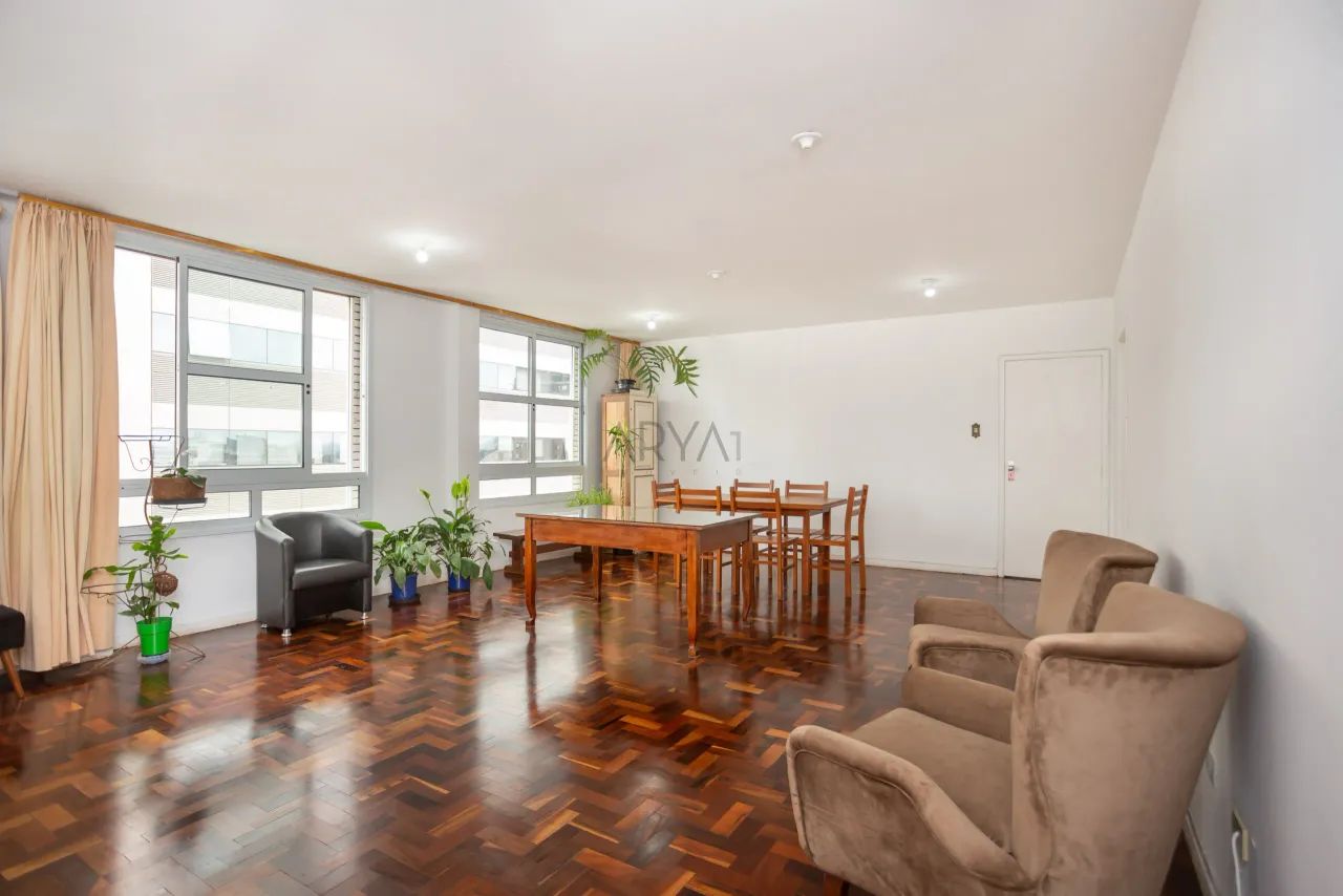 Apartamento à venda no Centro ARYA1