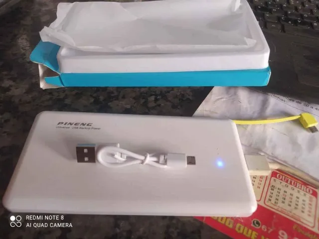 Carregador portátil 10 mil amperes