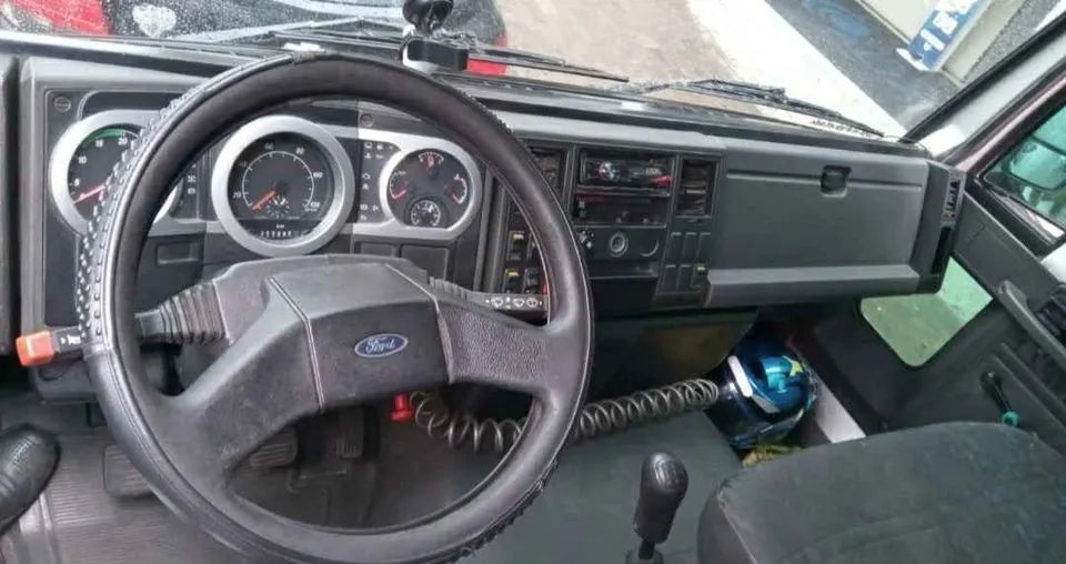 Ford cargo 815 plataforma 2012  - Foto 5