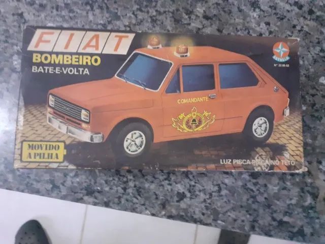 Carro Fiat Bombeiro anos 80 da Estrela 