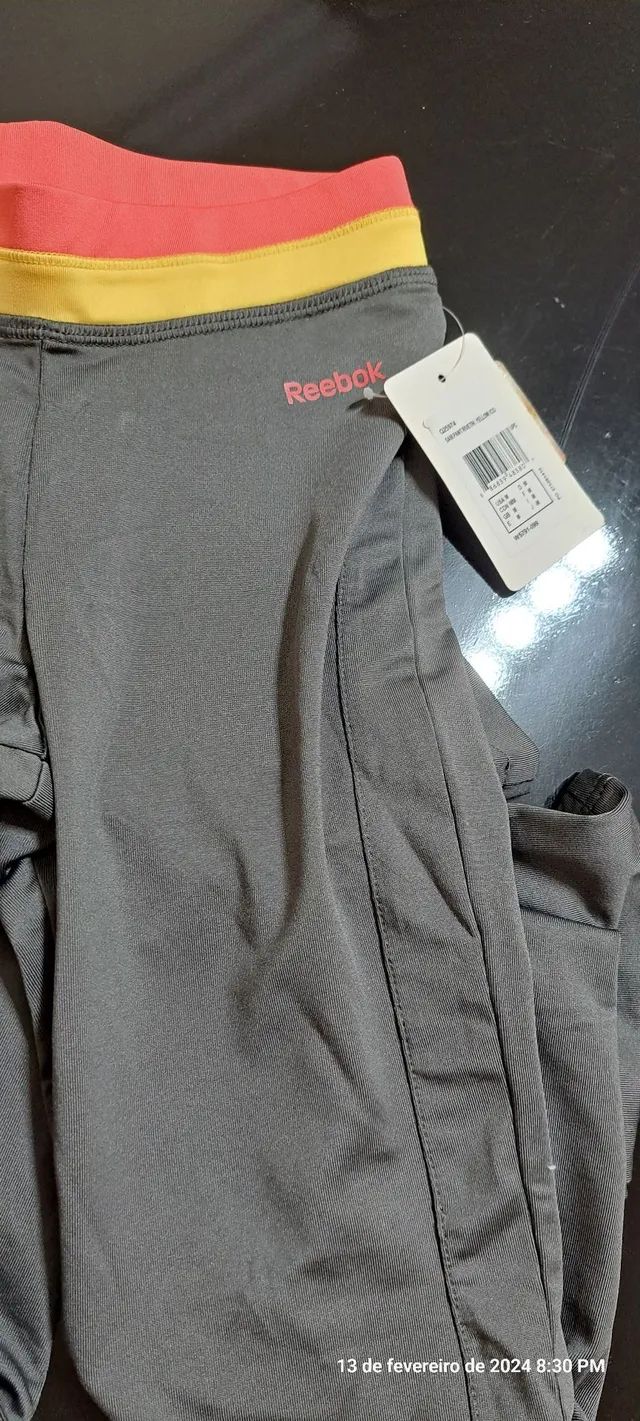 Imperdível!!! Calça legging Reebok M infantil nova original - Foto 3