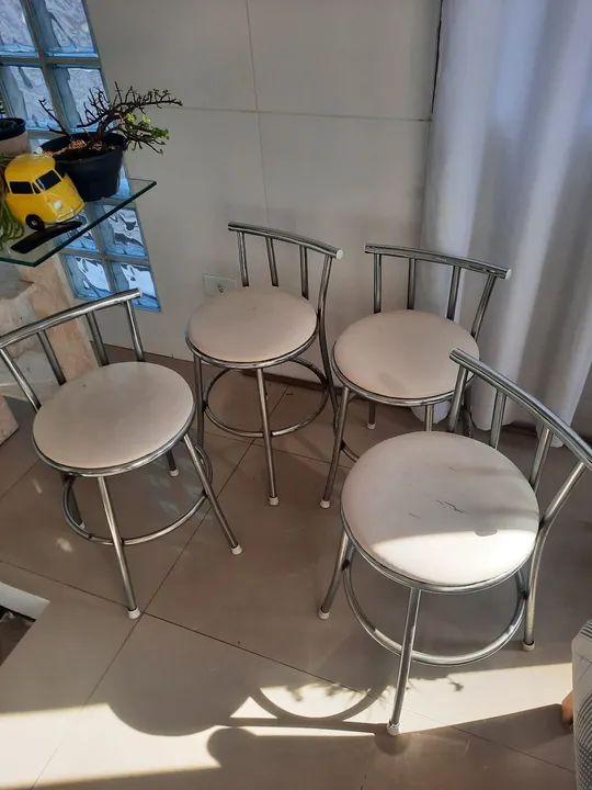 4 cadeiras banqueta - Foto 3