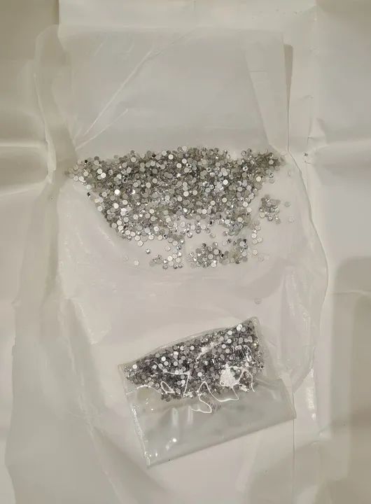  strass Chateau diversas cores e tamanhos - Foto 3