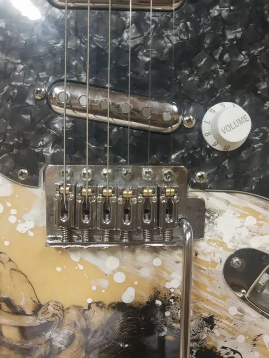Guitarra personalizada - Foto 3