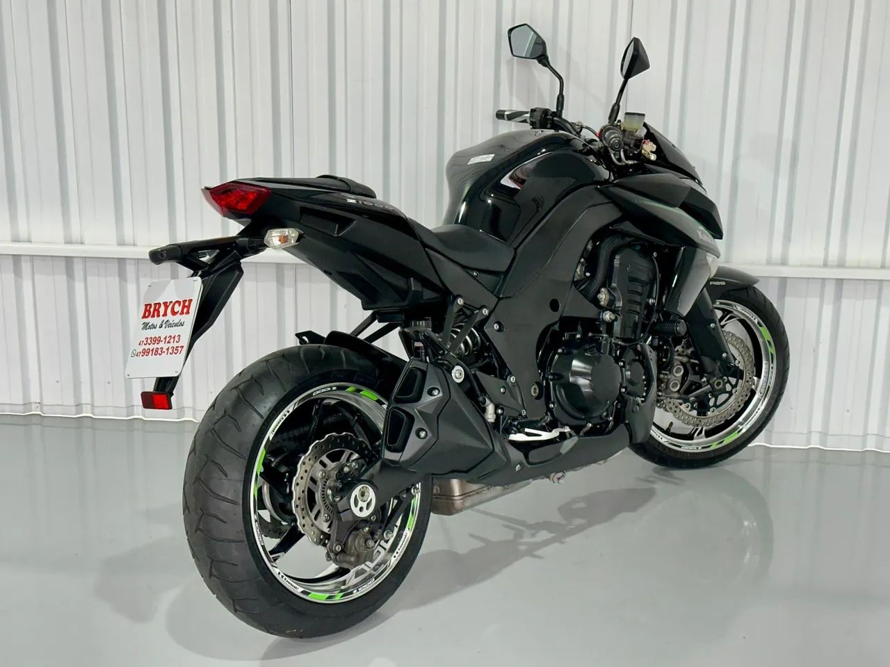 一体1000円 Kawasaki 1000 2011 - 1310522932 | OLX