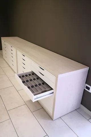 Balcão e armários para ótica - Parcelo! 