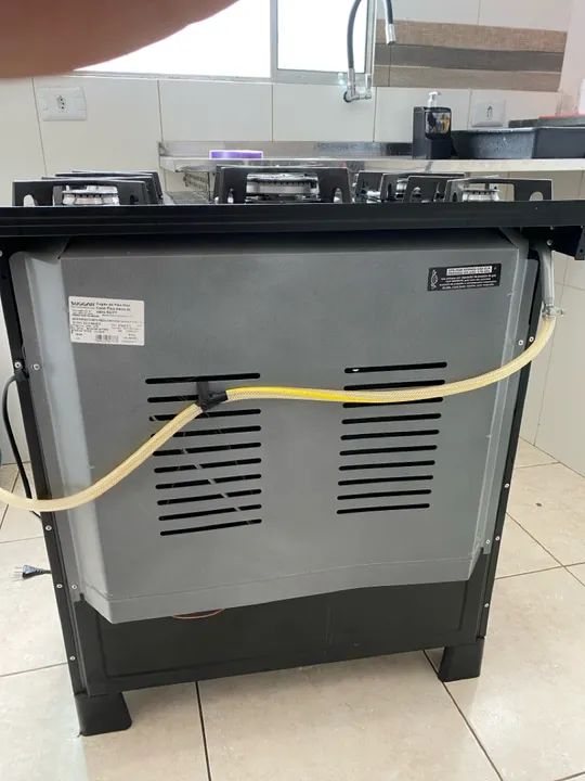 Fogão 5 Bocas Suggar Preto com Forno - Foto 2