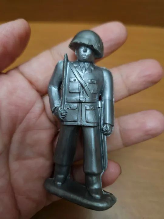 Brinquedo antigo soldadinho - Foto 4