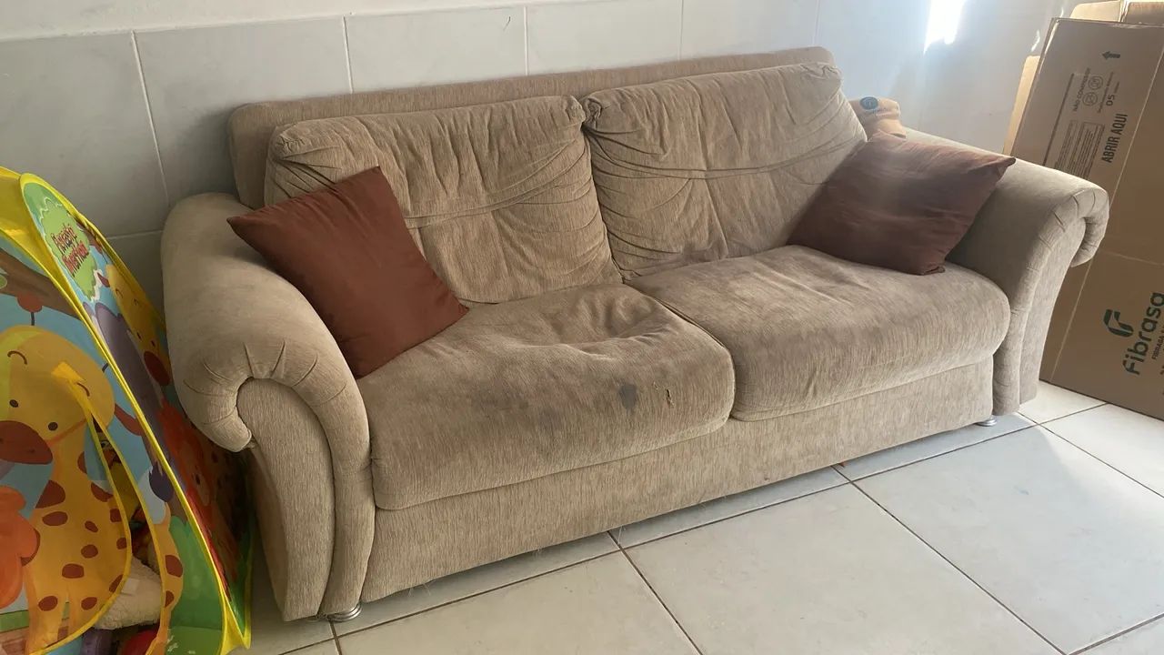 Sofá 3 lugares usado