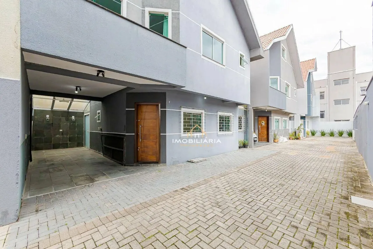 Sobrado com 3 dormitórios à venda, 190 m² por R$ 599.000,00 - Novo Mundo - Curitiba/PR