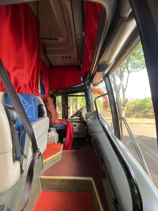 VOLVO B10M 6X2 3 EIXO 1998  - Foto 9