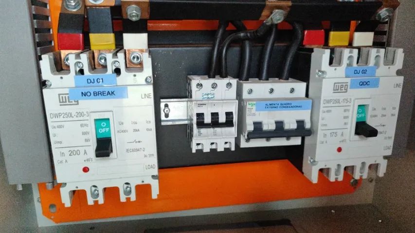 Quadro Elétrico Schneider + Disjuntores435689858406164482