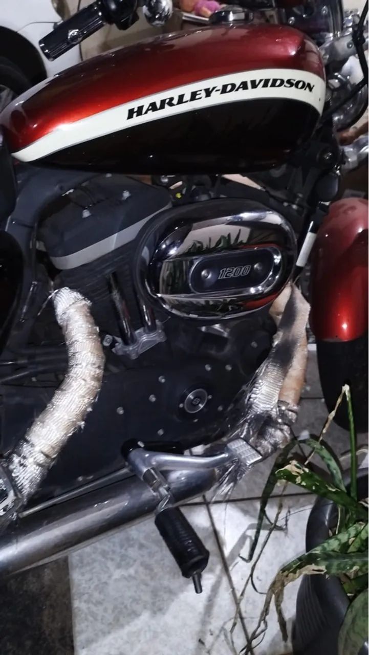 HARLEY-DAVIDSON XL SPORTSTER 1200 CUSTOM CA 2013