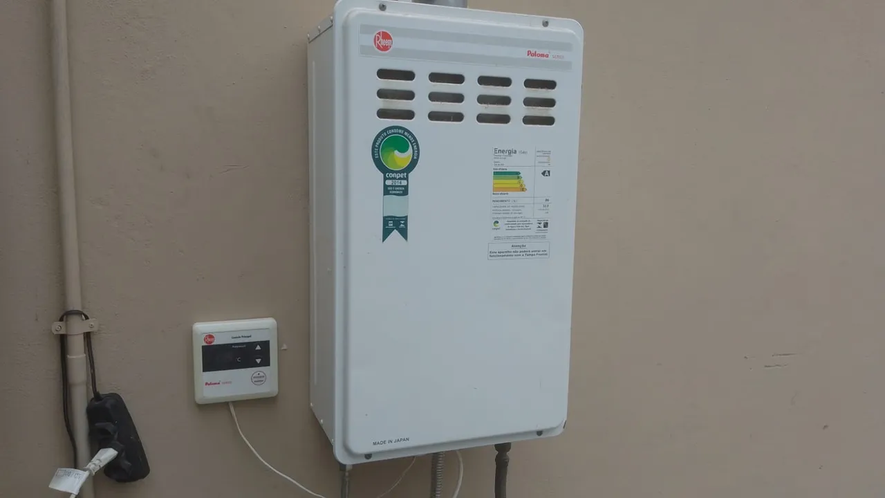 Aquecedor de água a gás Rheem Paloma